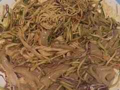 -那家老院子东北菜·饺子·小鸡炖蘑菇(艳华街店)