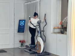 -闺蜜瑜伽·普拉提女性塑形馆