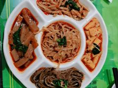 燕麦鱼鱼-令氏家外家周秦食府(高新店)