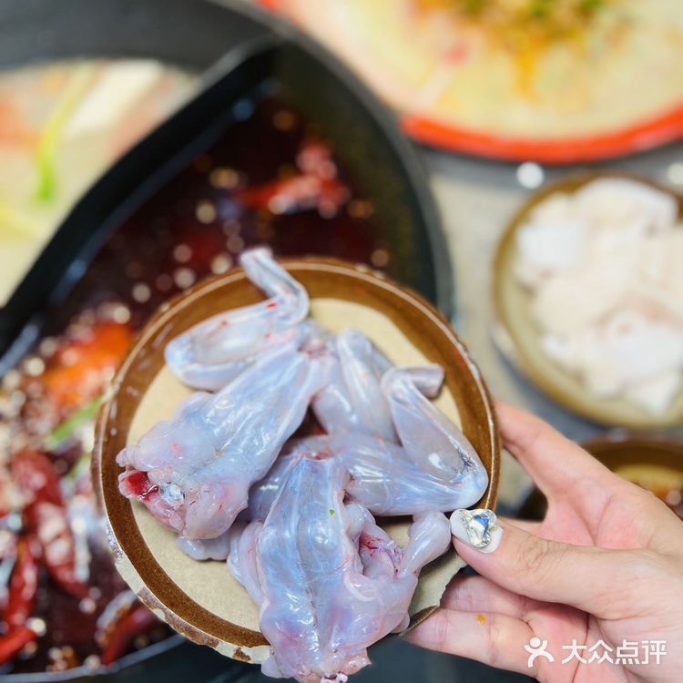 上海网红涮土豆丝!!上桌秒没!!