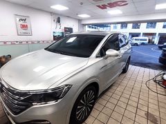 -车水马龙3M汽车贴膜冠军店隐形车衣改色膜(漕宝路中环店)