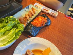 -山之屋炭火烧肉·生啤畅饮(大朗万科中央公园店)