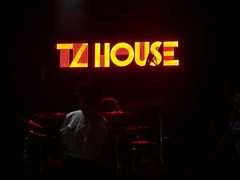 -TZ House音乐现场(茅台店)