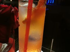 西柚鸡尾酒-wann lounge 低温慢煮牛排·清吧