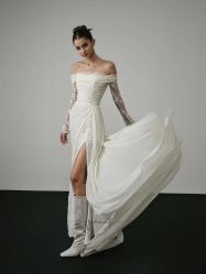 -南京宝娜嫁衣婚纱礼服馆(中央路店)