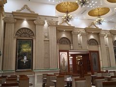 -山明水秀大饭店