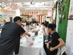 -蓝房子轰趴俱乐部(天鹅湖假日山庄别墅店)