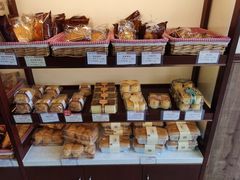 -红宝石·鲜奶小方·海派西点房(金杨店)