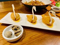 天鹅榴莲酥-点心传说·粤菜点心(佐阾虹湾店)