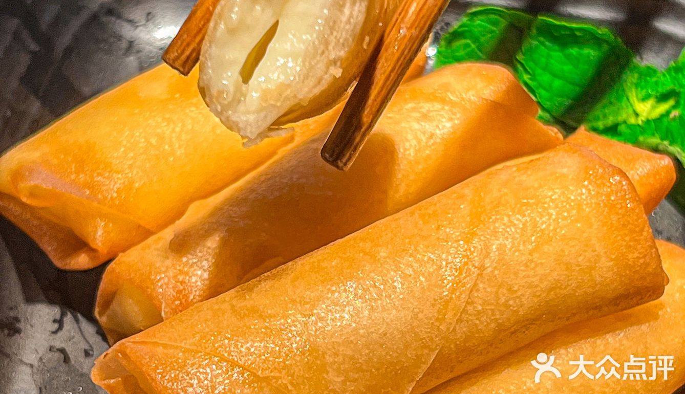 好家伙！头一次吃泡椒酸菜味蛙锅就沦陷了啦  