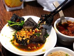 -黑色经典臭豆腐·湖南特产(坡子街店)