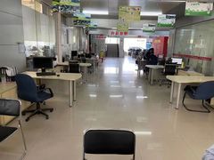 -畅通航行汽车钣金喷漆 无痕修复·局部喷漆