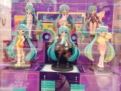 -泡泡玛特POPMART(合生汇店)