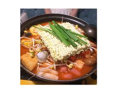韩式部队锅-西堤复合时尚餐厅