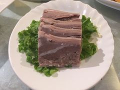 -品悦酒店(三林古镇店)