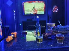 -鸿通城购物中心