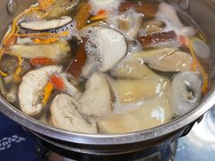 -丽江庭院·云南野生菌·海鲜火锅(鼓楼四合院店)