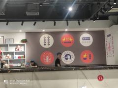 -张大师鸭爪爪特色火锅(万达店)