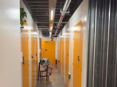 -安东易迷你自助仓储寄存仓库(顾戴路店)