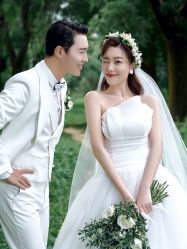 -第一夫人婚纱摄影(南京店)