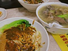 -华威达牛庄(黄埔大道西店)