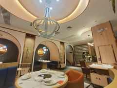 -樾餐厅泰式海鲜火锅(民歌湖店)