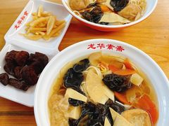 -龙华寺