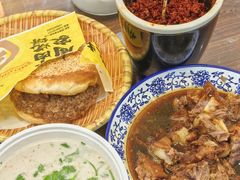牛肉烧饼（多肉）-穆得·老周家牛肉烧饼(普利街店)
