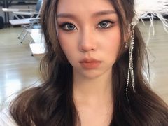 -维纳斯化妆摄影学校