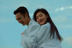 -至臻微拉婚纱摄影