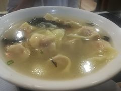 虾肉小馄饨-王家沙点心店(南京西路总店)