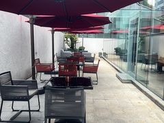 -上海虹桥祥源希尔顿酒店