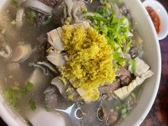 -潮镇老尾牛杂(环城西路店)