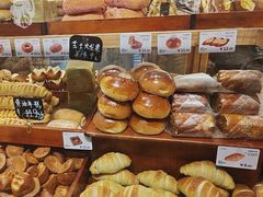 -小飞象面包公社(珠江路金鹰店)