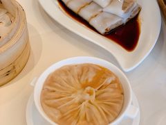 蟹肉龙虾汤包-利苑酒家(合景国际金融广场店)