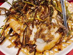 葱烤鸦片鱼头-老吉士酒家(天平路店)