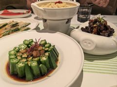 -桂满陇·手作小笼包&江南叫花鸡(中山公园店)