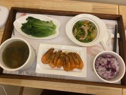 -莉泽月子中心(凯旋江景店)