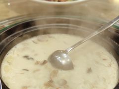 花胶海参鸡煲-喜上喜鸡煲翅(吉大店)