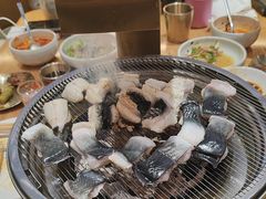 -青瓦餐厅·生鱼片·韩园烤肉(西塔店)