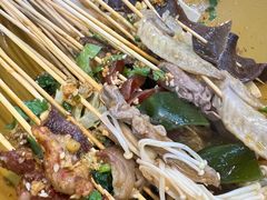 -上上签·冷锅串串(六灌路店)