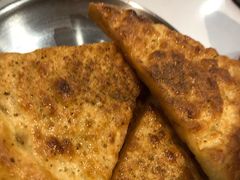 炸芝麻馕-董小西的凉皮和椒麻鸡(三元桥店)