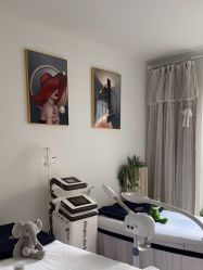 -美肤盾祛痘·问题肌头疗管理中心