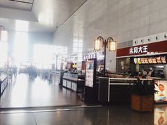 -麦当劳(高铁南站店)