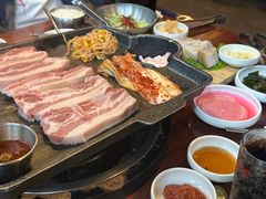 -Dombe豚(黑猪肉街店)