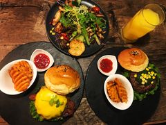 芝士汉堡-HIGH FIVE哈福手工汉堡(桂林路店)