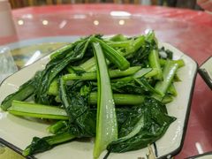 -银峰农庄·特色烧鸡·鲜无花果浸鸡
