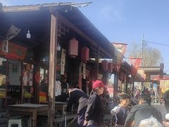 -暖泉小吃广场