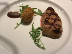 -恰餐厅及酒吧 CHAR Bar & Grill (北京丽都皇冠假日店)