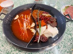 -肖婷姐大铁锅重庆火锅(南湖店)